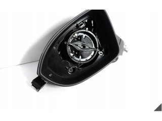 Зеркало электрическое Volkswagen Golf VIII 2019 - года