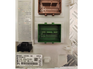 Блок предохранителей BG9T14C256GA, 31327996AA Volvo S60