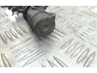 Vstřikovací lišta 059130089D   Volkswagen Phaeton    BMK 