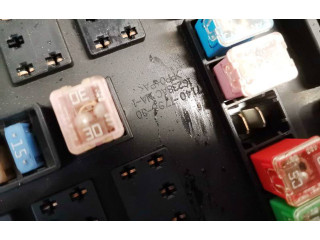 Pojistková skříňka 16238ac, 16238acna-1 Dodge Magnum 2005