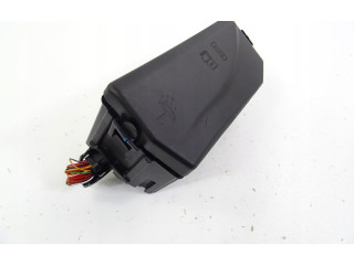 Блок предохранителей 2Q0927165A Skoda Kamiq