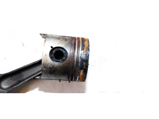 Píst    Citroen Berlingo  pro benzínový motor 1.8  