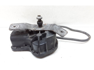 Моторчик стеклоочистителя 0390206951    Volvo S70  V70  V70 XC