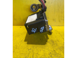 Pojistková skříňka 8V5T14A005HCE Ford Fiesta 2009