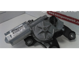 Моторчик заднего дворника 4KE955711    Audi e-tron