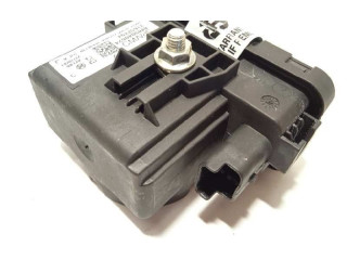 Блок управления 8889040624, 31652494 Lynk & co 01