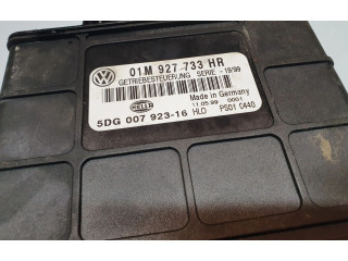 Блок управления коробкой передач 01M927733HR, 5DG00792316 Volkswagen Golf III