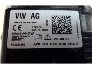 Подушка безопасности пассажира 5E3880204E, 5E0880204E   Skoda Octavia Mk4