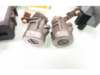 Блок управления двигателем Блок управления BJ3D675G2H, 2797000811 Mazda Premacy