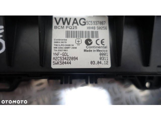 Блок управления двигателя 03L906023KB Volkswagen New Beetle