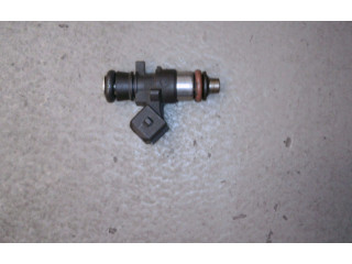 Форсунка 8200292590, 8200292590    Renault Twingo II   