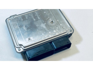 Řídící jednotka 03G906021JN, 0281013676 Seat Toledo III (5P) 2006