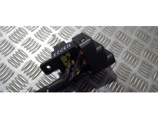 Pojistková skříňka 9555039000, 95550-39000 Hyundai Elantra 2001