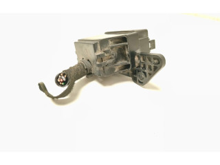 Pojistková skříňka 826165 Chevrolet Trax 2013