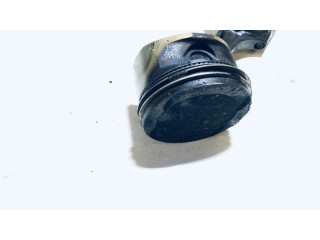 Píst Opel Tigra A pro benzínový motor 1.6