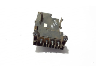 Ручка стеклоочистителей 32300277   Volvo XC90