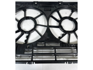 Вентилятор радиатора     4M0121207A    Audi Q8 