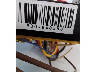 Блок предохранителей 9804848580   Peugeot Expert    