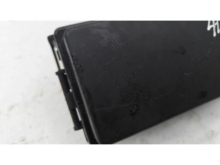 Блок предохранителей 04692073AB   Jeep Grand Cherokee (WK)    