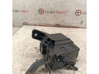 Блок предохранителей     KIA Rio    