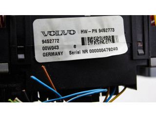Блок предохранителей 9452773, 9452772 Volvo V70