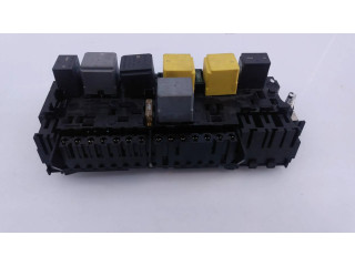 Pojistková skříňka Řídící jednotka BSM Infiniti QX30 2016