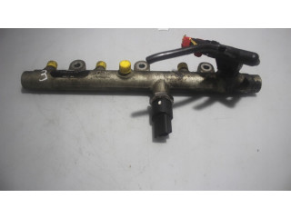 Магистральная трубка топлива