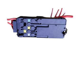 Блок предохранителей  2115452601   Mercedes-Benz R W251    