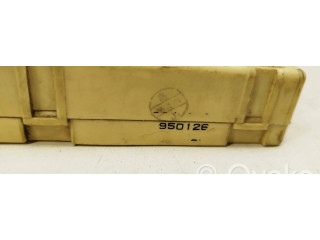Pojistková skříňka 950126 Subaru Legacy 1994