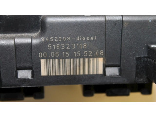 Блок предохранителей 518323118, 000615155248 Volvo V70