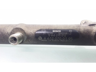 Vstřikovací lišta A6120700195, 0445215012 Mercedes-Benz E W211 pro naftový motor 2.7 647961