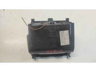 Передняя пепельница