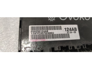 Блок управления P68250124AB Jeep Grand Cherokee