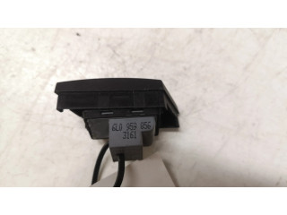 Включатель электрических окон