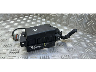 Блок предохранителей 04671886AA Jeep Grand Cherokee