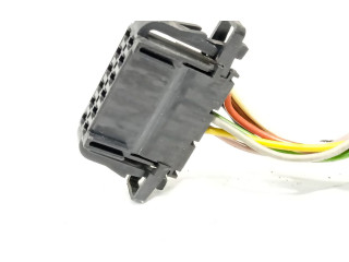 Зеркало электрическое        Skoda Octavia Mk2 (1Z)  2004 - 2013 года   