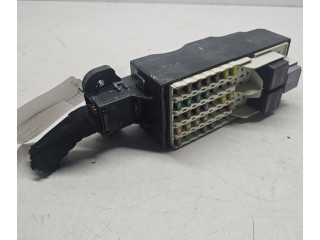 Блок предохранителей Jaguar XE