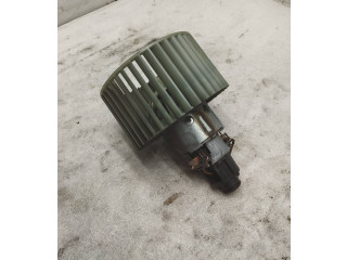 Вентилятор печки       Audi A6 S6 C4 4A