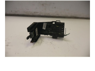 Блок предохранителей 28236841   Peugeot 5008    