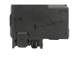 Pojistková skříňka Řídící jednotka BSM 13423481 Opel Adam 2016