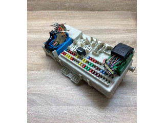 Блок предохранителей 05044520, 51919938   Volvo C30    