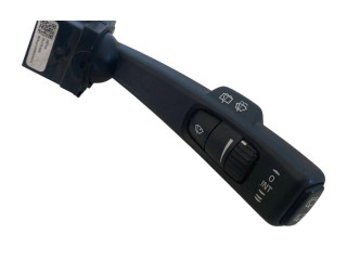 Ручка стеклоочистителей 31275360   Volvo V70