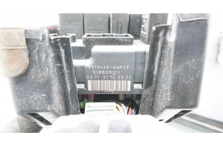 Блок предохранителей 8678449, 8678449 Volvo XC90