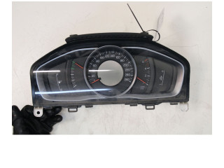 Панель приборов Volvo S60