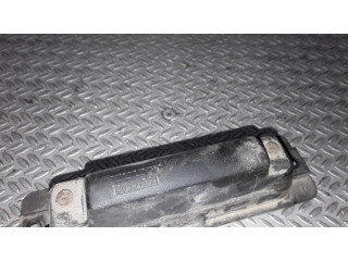 Выключатель открытия задней двери