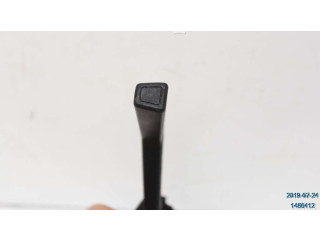 Ручка стеклоочистителей 1363016   Volvo 940