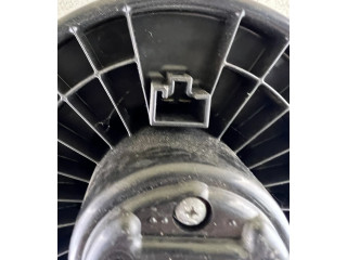 Вентилятор печки 2727000212 Subaru Outback