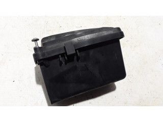 Pojistková skříňka 97061044100 Porsche Panamera (970) 2011