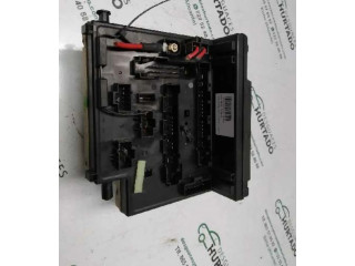 Блок предохранителей 14014CDA Rover Rover