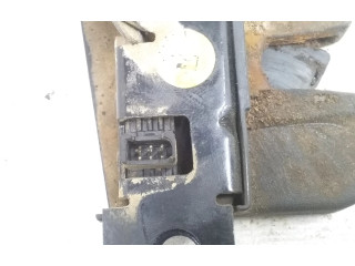 Zámek zadních dveří 2K0827506B Volkswagen Caddy 2007